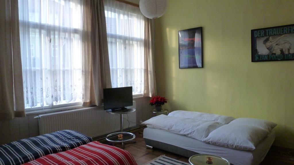 Appartement Alte Schule à Tambach-Dietharz Chambre photo